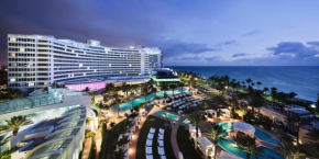  Fontainebleau Miami Beach  Майами Бич